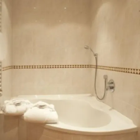 Waldhotel Nachtigall 4* Paderborn