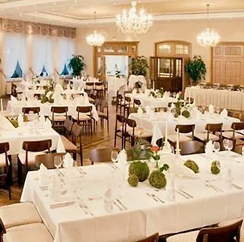 Hotel Waldhotel Nachtigall 4*