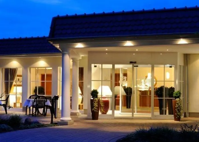 夜莺沃德酒店 酒店