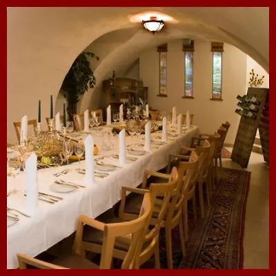 夜莺沃德酒店 帕德博恩