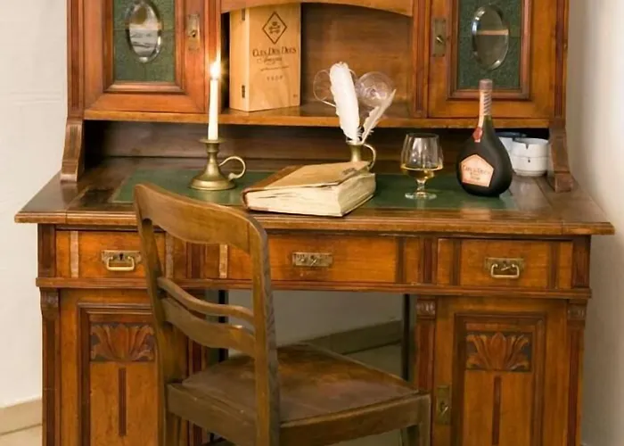 夜莺沃德酒店 4*