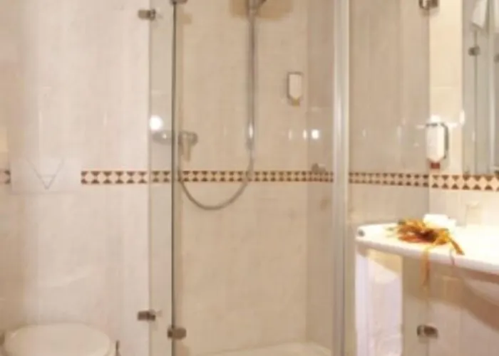 夜莺沃德酒店 4* 帕德博恩